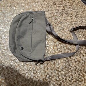 lululemon athletica women’s Messenger Bag